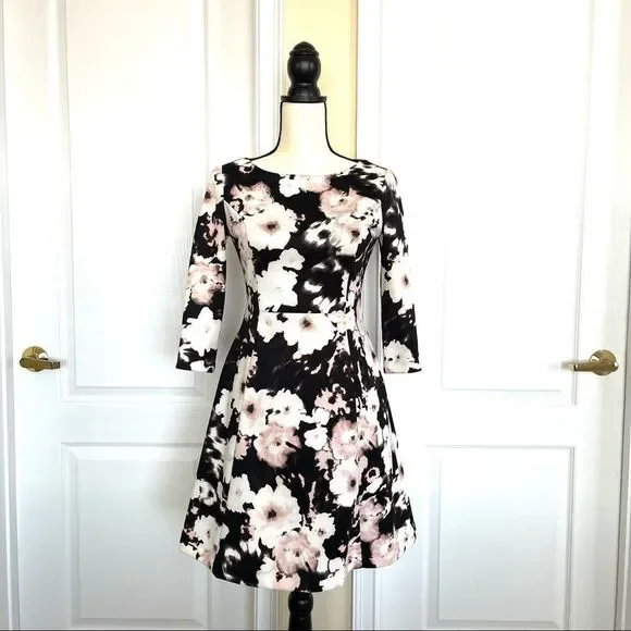Vince Camuto | Dresses | Vince Camutoaline Floral Dresssize | Poshmark Vince Camuto | Dresses | Vince Camutoaline Floral Dresssize | Poshmark